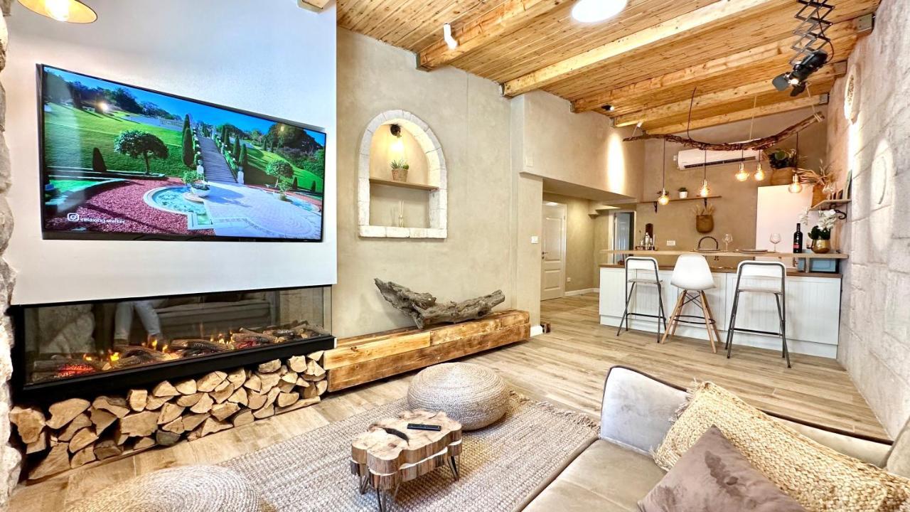 Boutique Apartment In Heart Of 海法 外观 照片