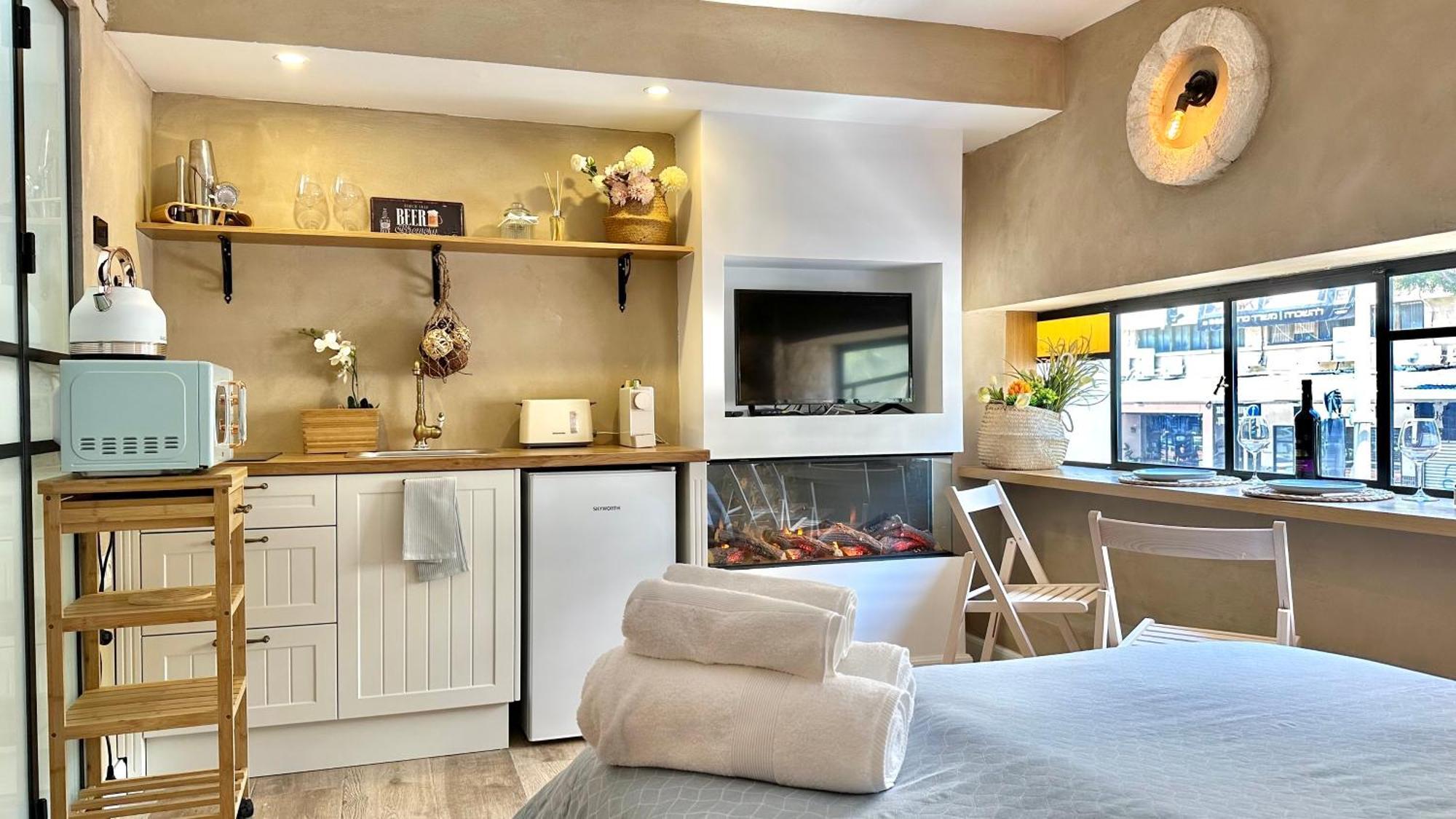 Boutique Apartment In Heart Of 海法 外观 照片